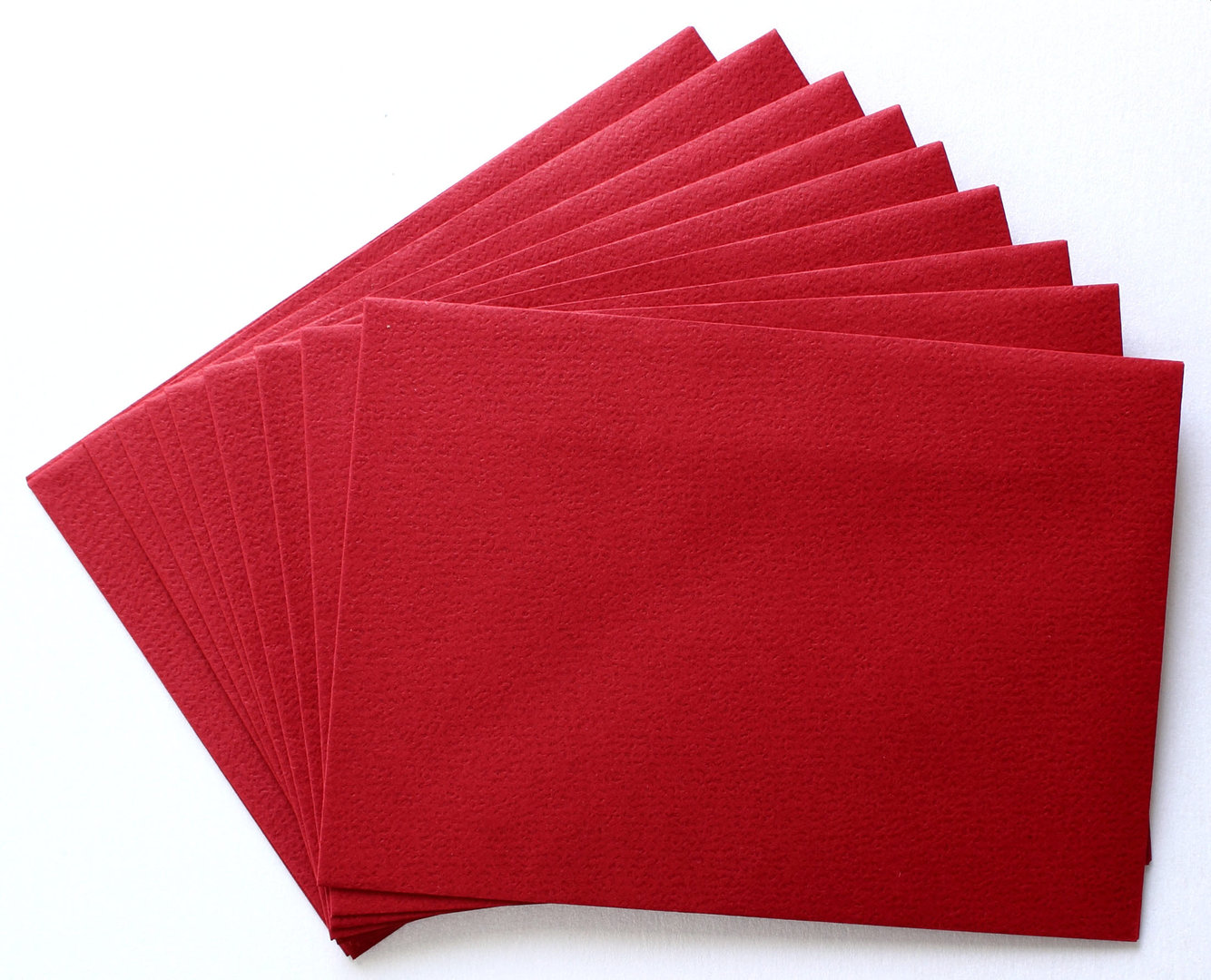 10 Briefumschläge ca.110mg² Hüllen Kuvert Karmin Rot Struktur C6