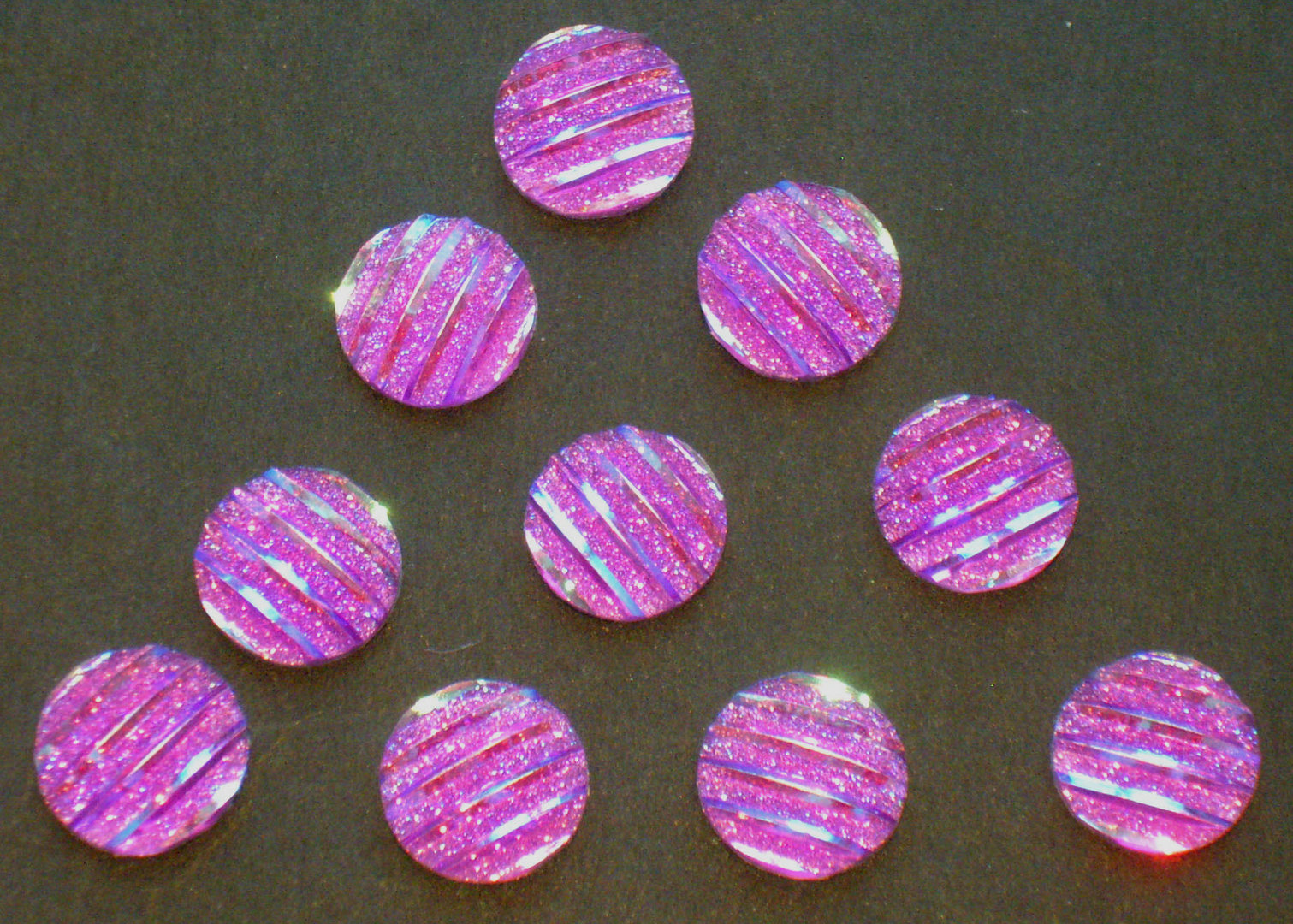 10 Schmuck Deko Steine Violett changierend mit Glitzer - Effekten Rückseite Silber Ø 9,5mm x 2mm