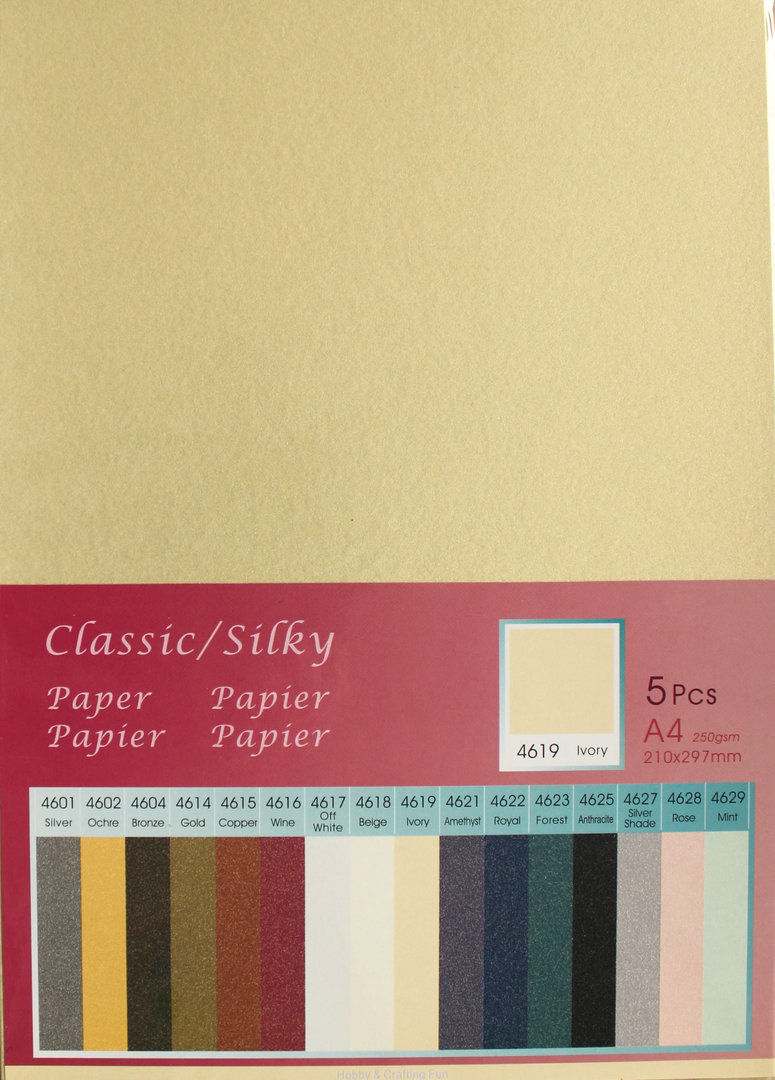 Papier Classic Silky 250g/m² Nr.4619 Ivory 5 Bogen A4